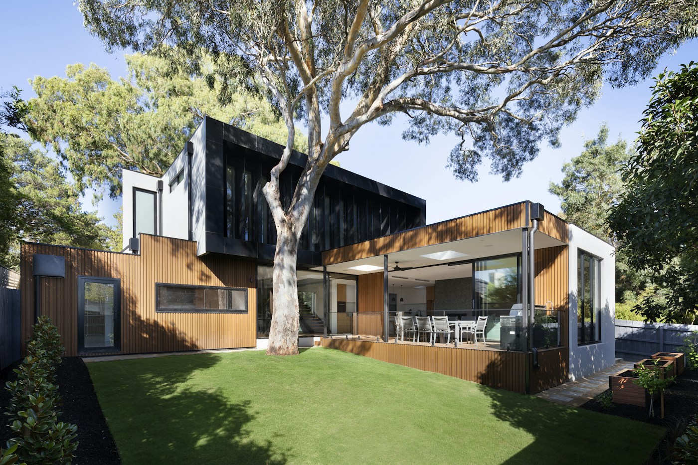 Carpentry and wood finishes